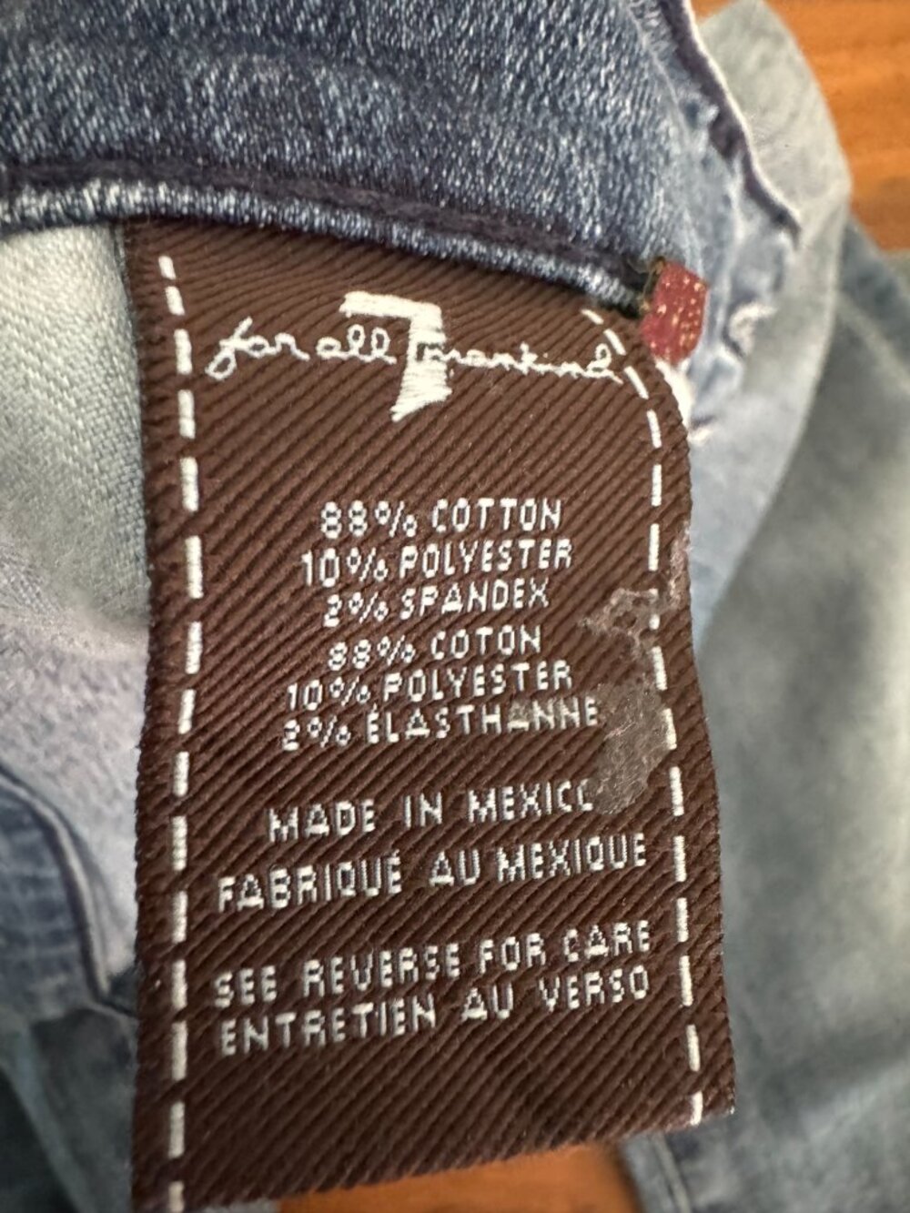 7 of All Mankind Low Rise Boot Cut Jean Size 27 - Picture 6 of 7